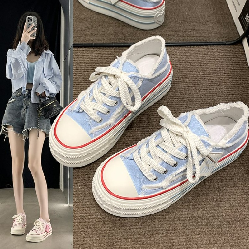 Sepatu Sneakers Wanita Kulit M - Sports Equipment Resale ulasan dan harga